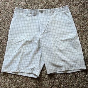 Men’s Gray and White Check Golf Shorts Never Worn - size 36